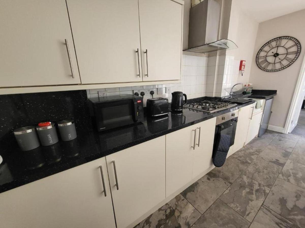 Birmingham Blissful Apartment With 2 Bedrooms エクステリア 写真